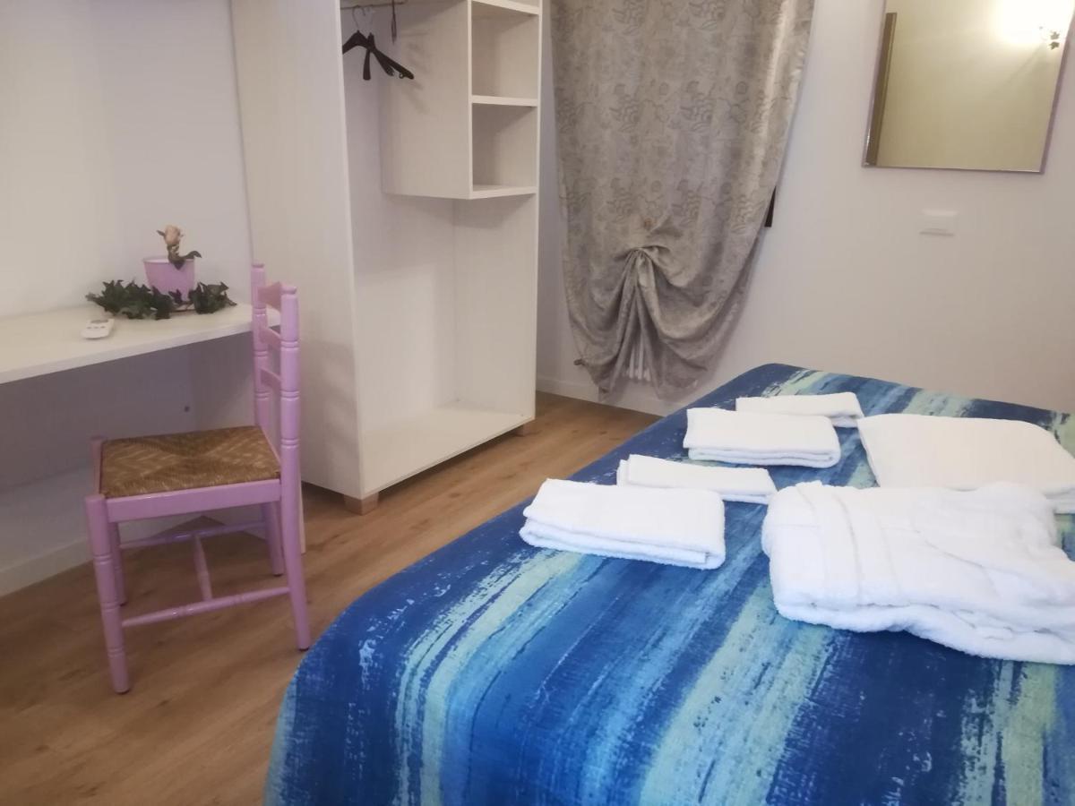 ヴィッロルバ La Libellula Bed & Breakfast エクステリア 写真